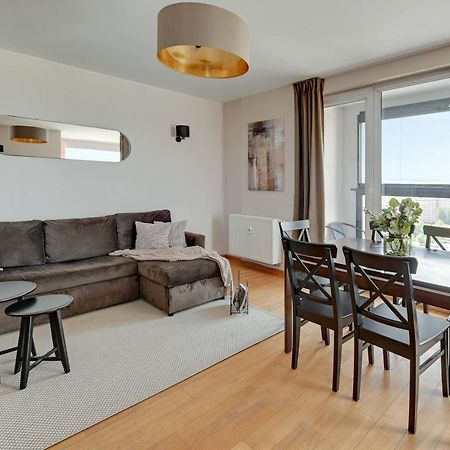 Top Floor Z Widokiem Na Morze By Downtown Apartments กดัญสก์ ภายนอก รูปภาพ