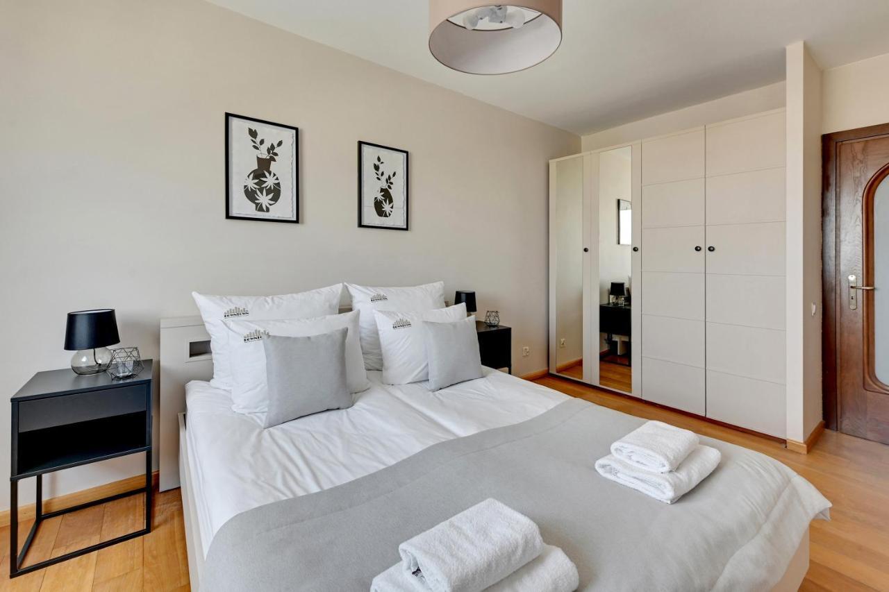 Top Floor Z Widokiem Na Morze By Downtown Apartments กดัญสก์ ภายนอก รูปภาพ