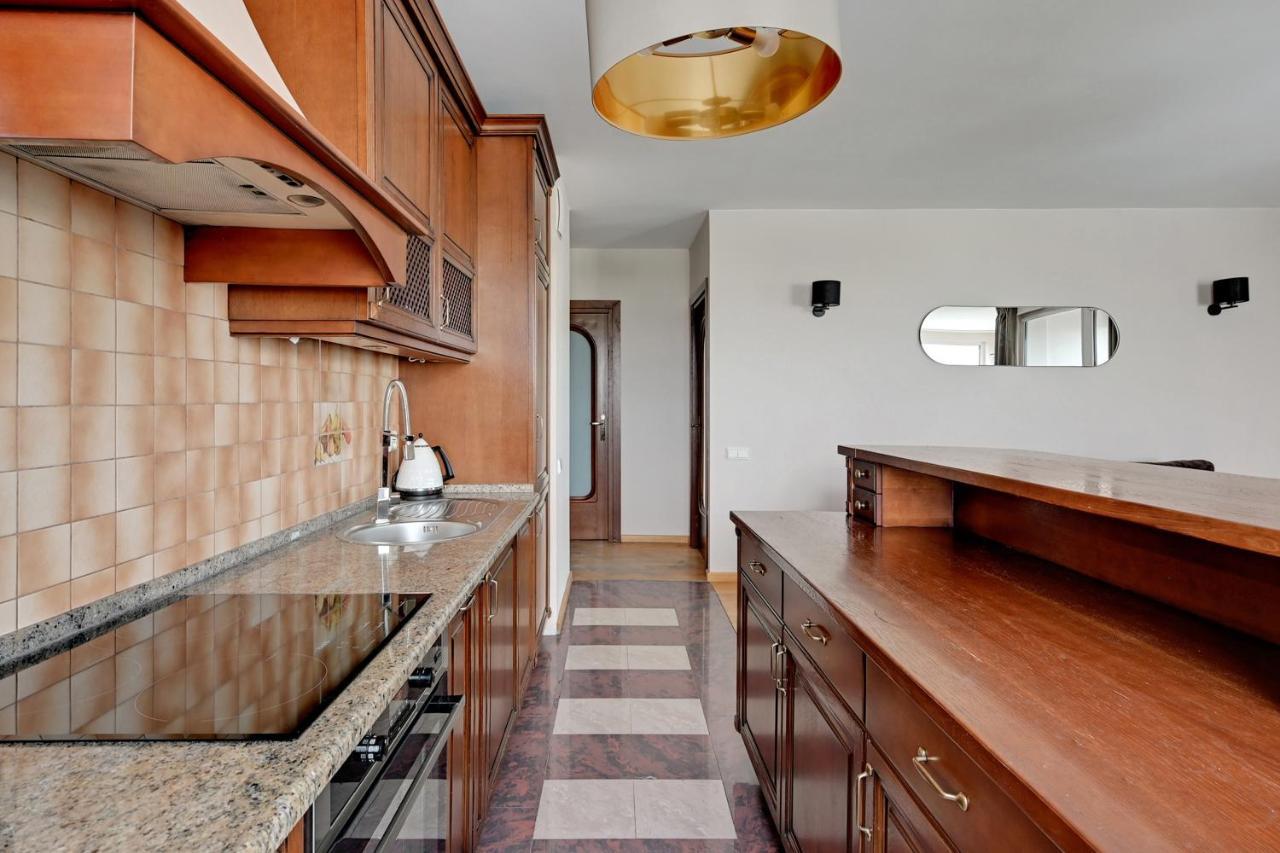 Top Floor Z Widokiem Na Morze By Downtown Apartments กดัญสก์ ภายนอก รูปภาพ