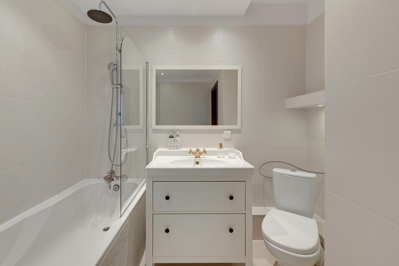 Top Floor Z Widokiem Na Morze By Downtown Apartments กดัญสก์ ภายนอก รูปภาพ